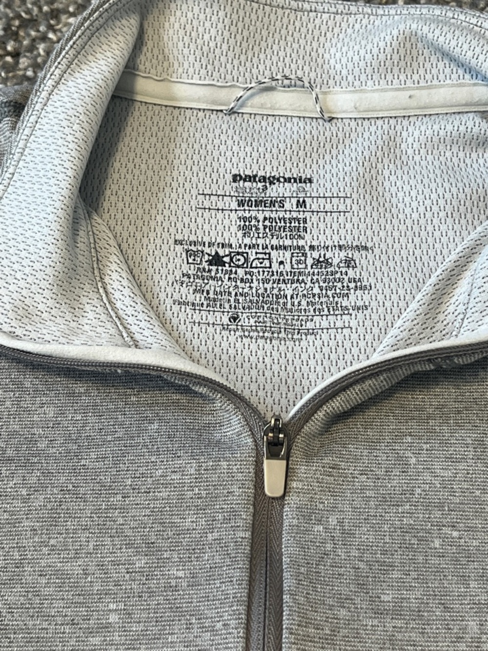 Patagonia Light Heather Gray Zip-Up Pullover Jacket - Picture 8 of 9